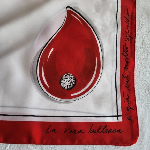 Firenze, Italy scarf "Beauty is in the eye of the beholder" - Picture 3 of 6